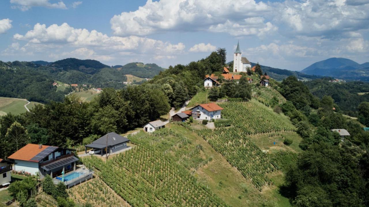 Vineyard Paradise Senica Dramlje 外观 照片